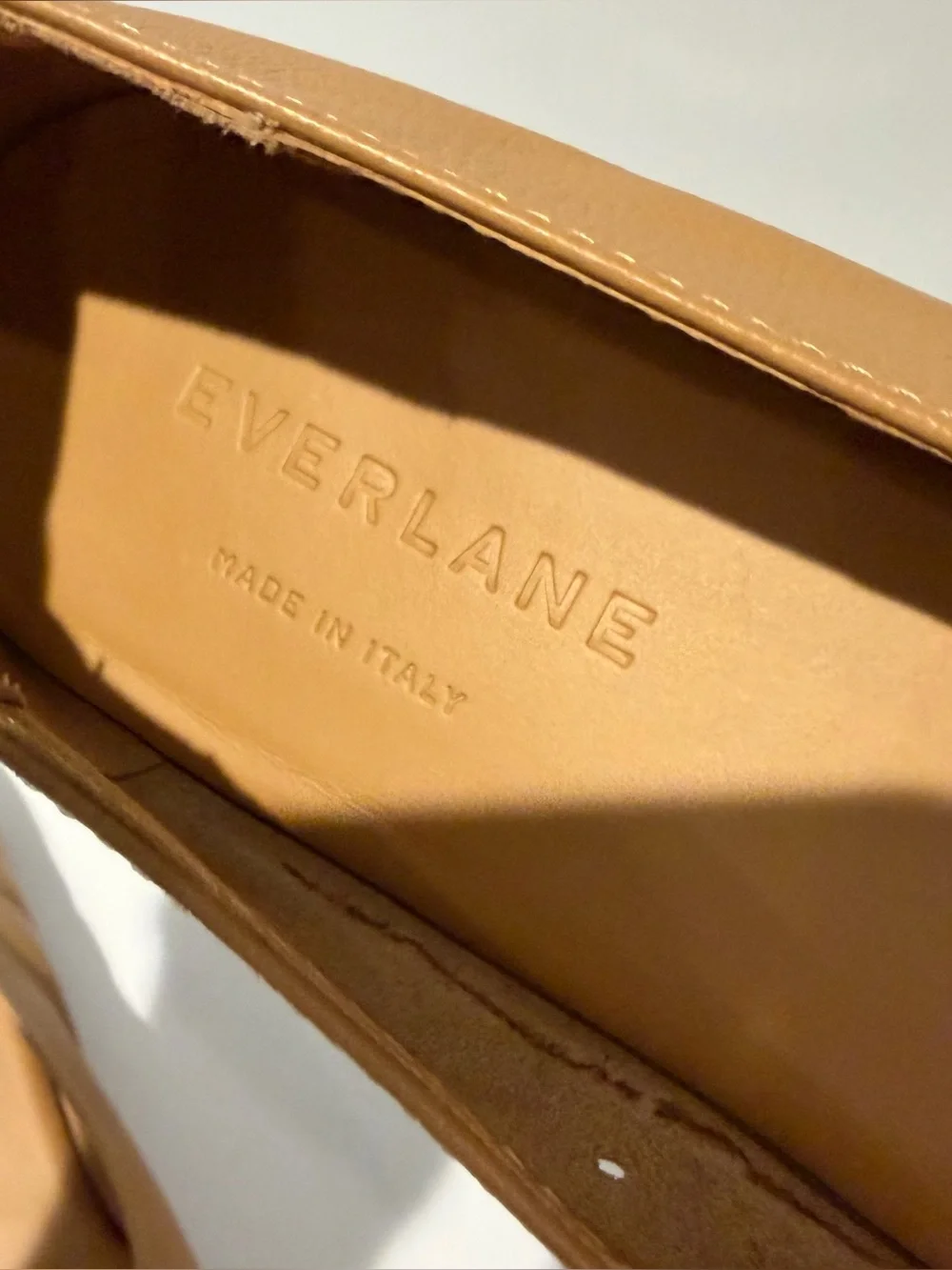 Everlane The Day Glove Narrow Fit Women’s Tan Leather Slip-On Ballet Flats
